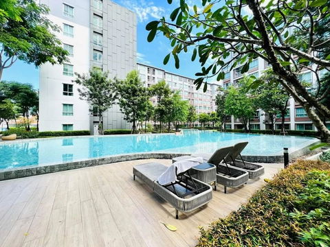 🇬🇧 : For Rent – Dcondo Ping Chiang Mai | 2BR | Pool & Garden View | Next to Central Festival – 22,000 THB/month 🏢🌳🏊‍♂️