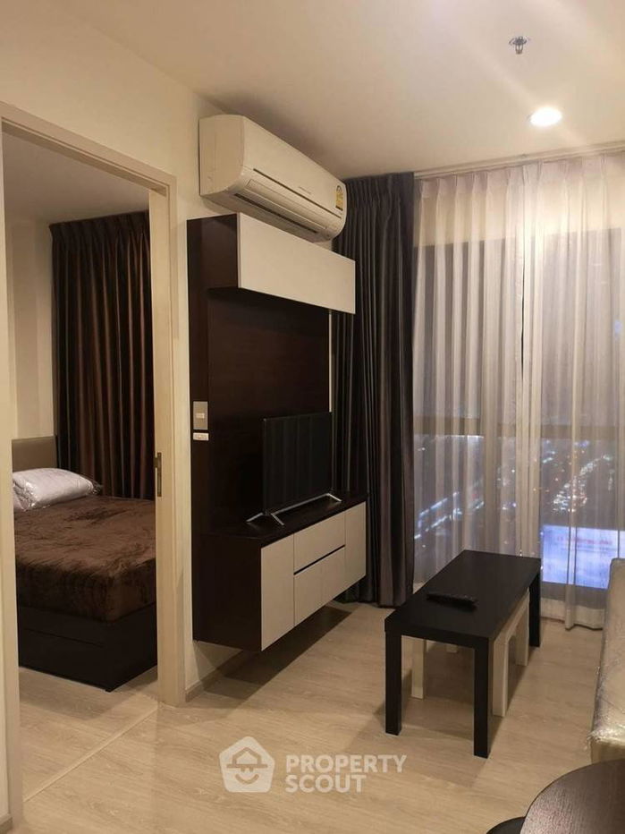 รูป คอนโด 1-ห้องนอน ที่ ริทึ่ม อโศก ใกล้ MRT พระราม 9 (ID 385278) - รูปที่ 3/6