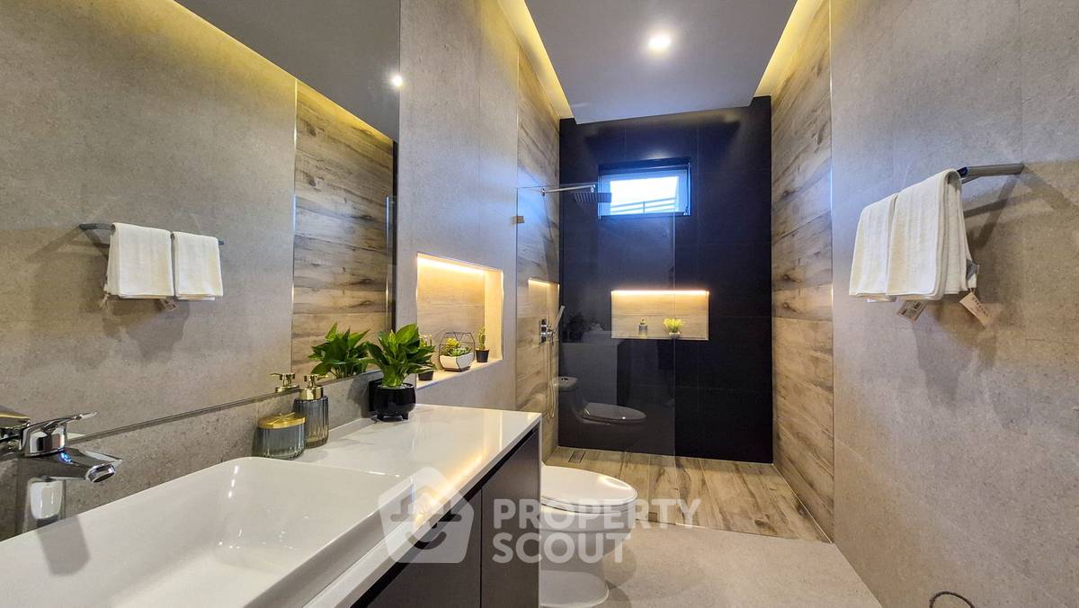 รูป วิลล่า 5-ห้องนอน ที่ โซโนรา เรสซิเดนส์ ชากนอก ใกล้ เมืองพัทยา (ID 2140105) - รูปที่ 22/23