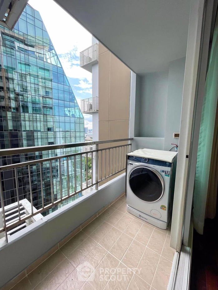 picture Studio Condo at Circle Condominium near MRT Phetchaburi (ID 1541401) - 6/6