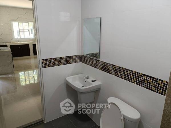 picture 2-BR House in Phanat Nikhom (ID 2232025) - 13/15