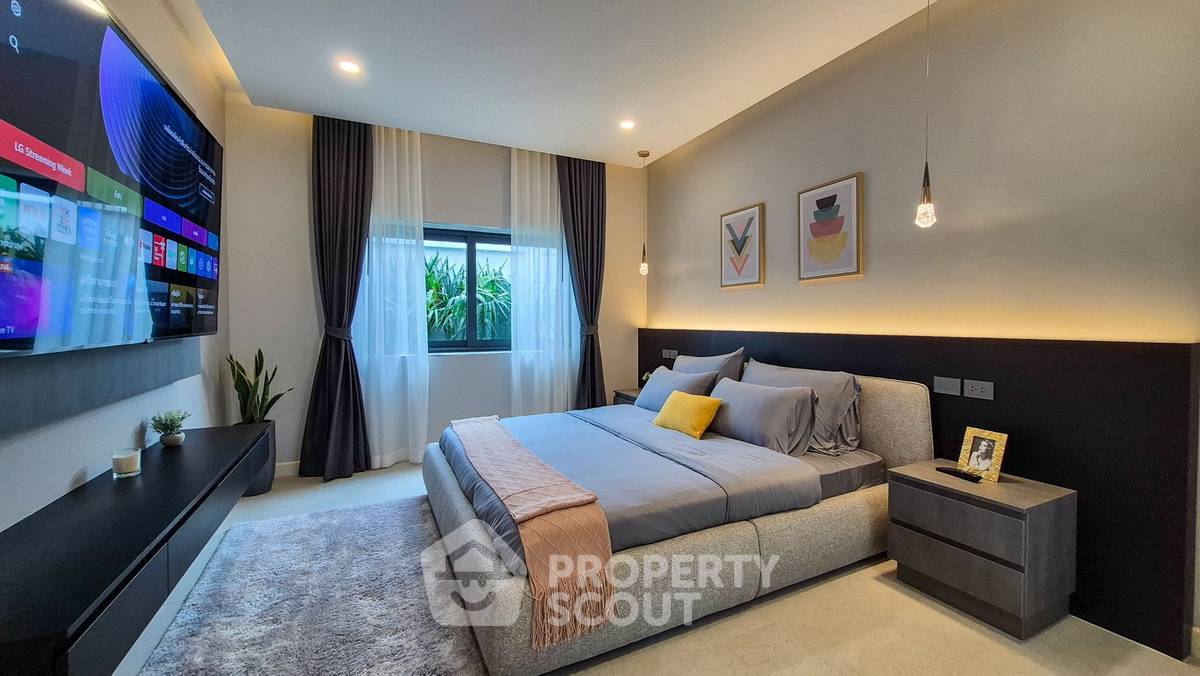 รูป วิลล่า 6-ห้องนอน ที่ โซโนรา เรสซิเดนส์ ชากนอก ใกล้ เมืองพัทยา (ID 2140240) - รูปที่ 11/22