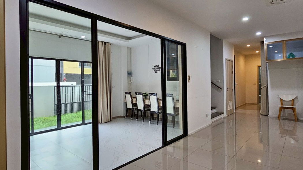 รูป ให้ เช่าด่วน! บ้านเดี่ยว 2 ชั้น โนเบิล เกเบิล วัชรพล ตกแต่ง Built-in ครบ พร้อมอยู่ - รูปที่ 5/12