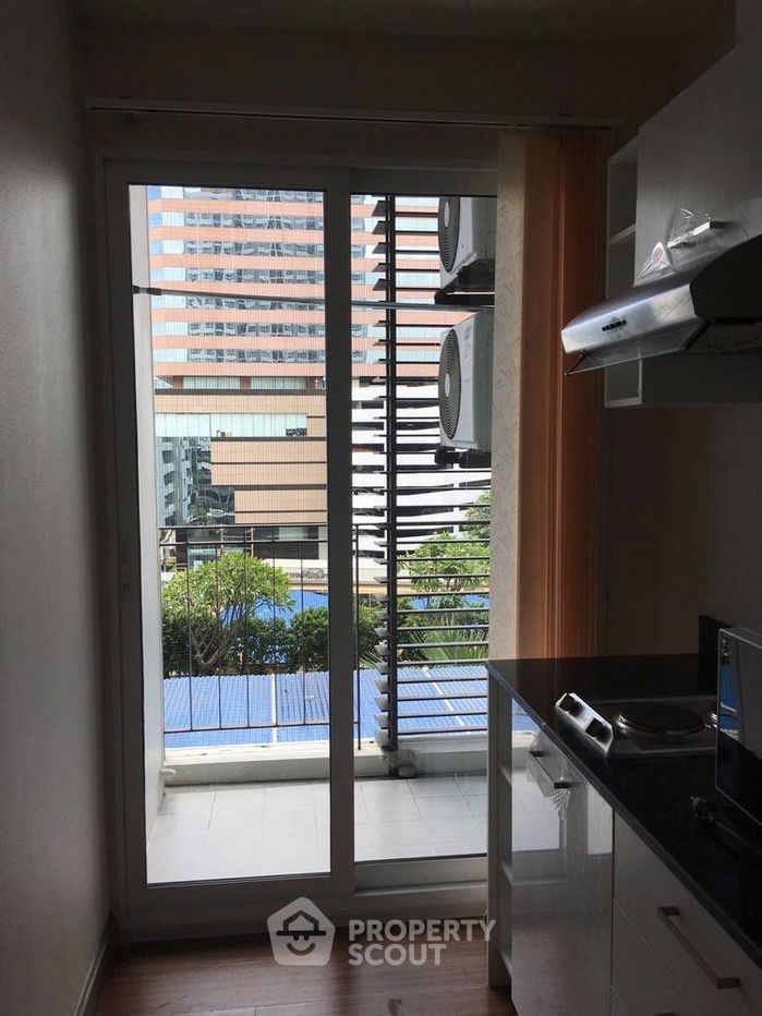 picture 1-BR Condo at Diamond Ratchada near MRT Huai Khwang (ID 371835) - 3/10