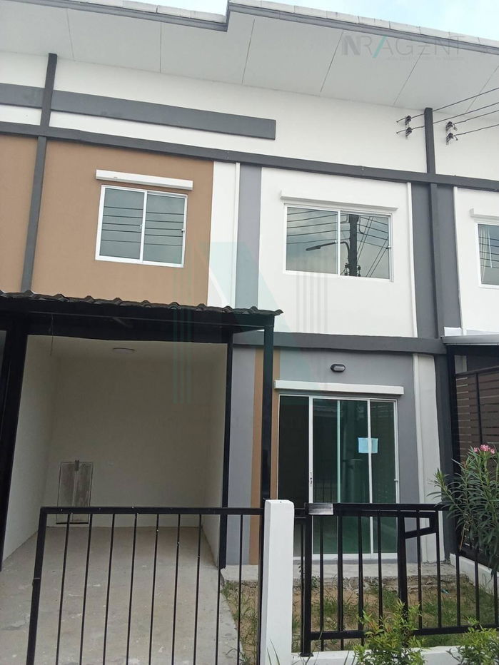 picture 🔺 For Sell Town house LIO BLISS LADKRABANG-CHALONGKRUNG 2-story 4 bedroom 2 bathroom - 1/8