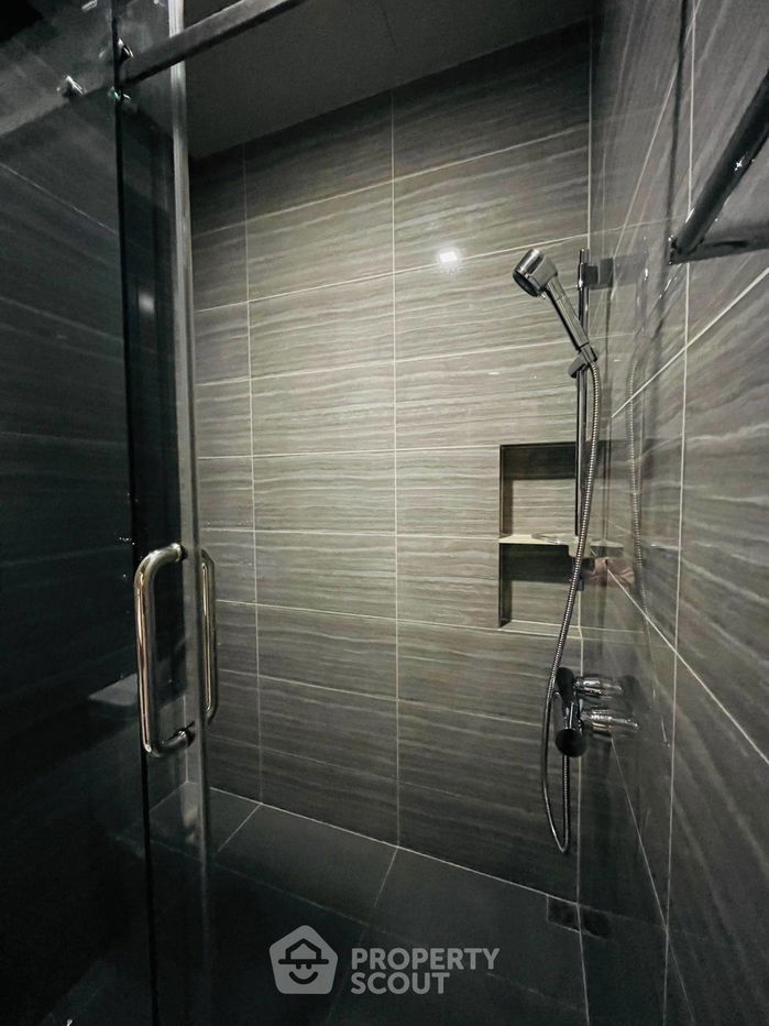 picture 2-BR Condo at M Jatujak near BTS Saphan Khwai (ID 1540383) - 17/18