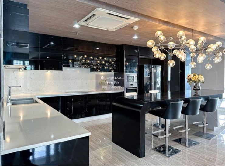 picture Rental : Penhouse At Citi Smart Sukhumvit 18  • 3 Bedroom 3 Bathroom  • Size : 240 S.qm • 20 Floor  - 2/13