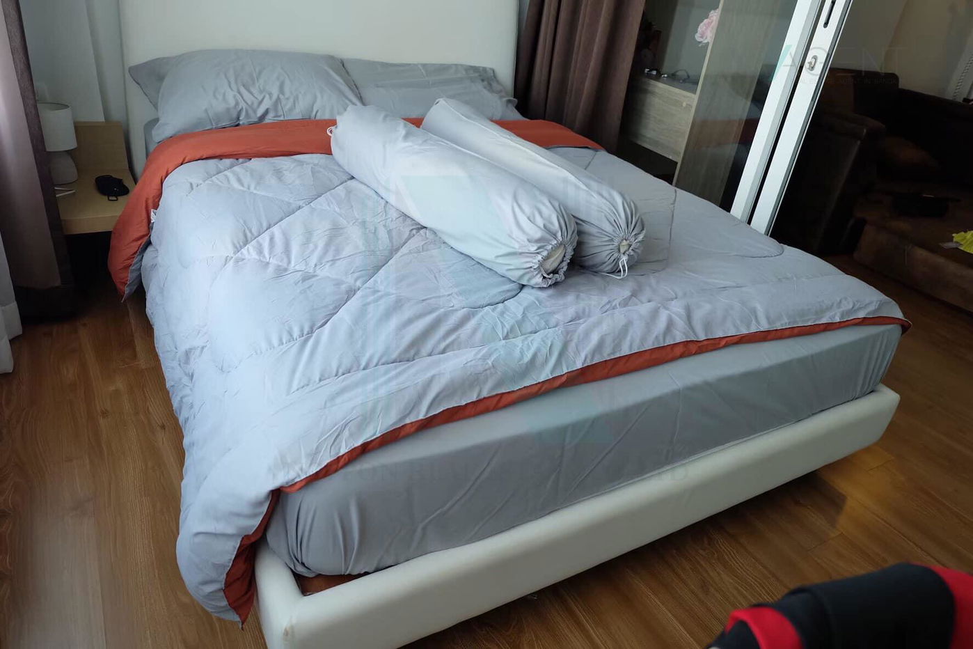 picture NR09208. For rent I-Bisa Condo RCA 1 bedroom 5th floor Building A near Bangkok Hospital. - 6/8