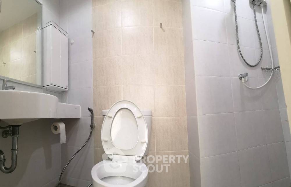 picture 2-BR Condo at Lumpini Ville Sukhumvit 109-Bearing near BTS Bearing (ID 834782) - 6/16