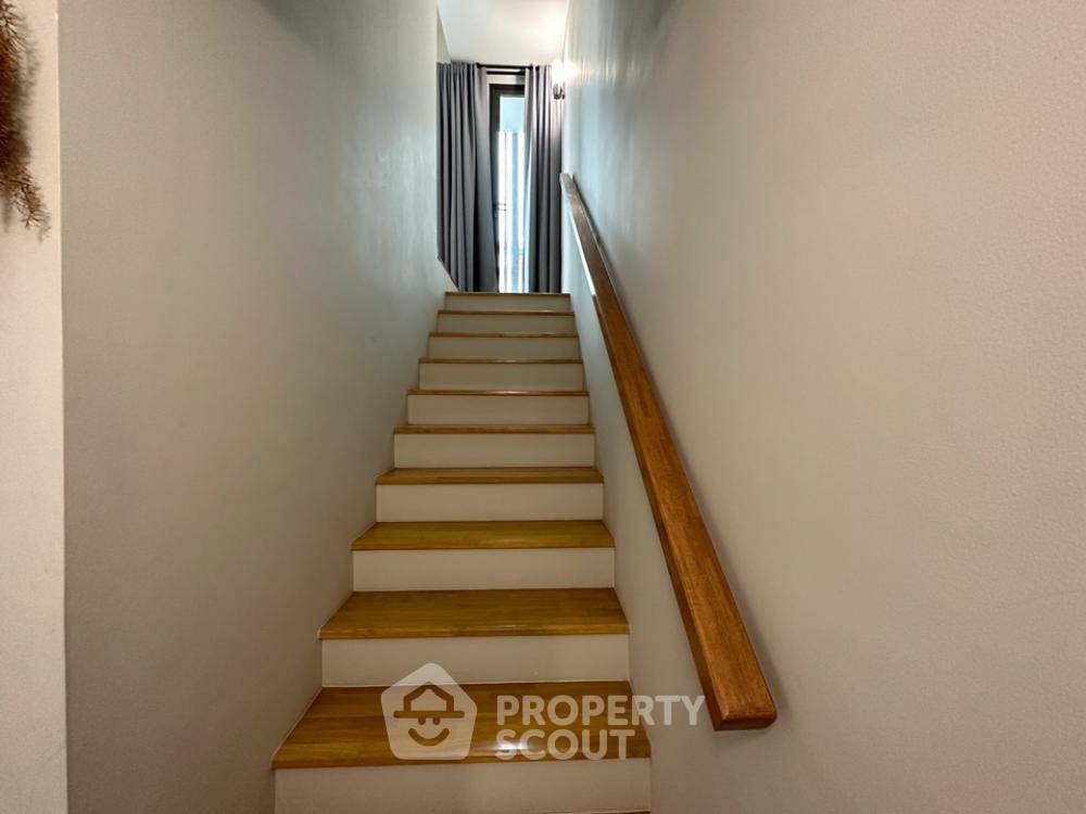 picture 3-BR Townhouse in Taling Chan (ID 1706061) - 42/71