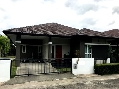 บ้านเดี่ยว ชลบุรี : 4 Bedrooms House @ Panalee Banna Village