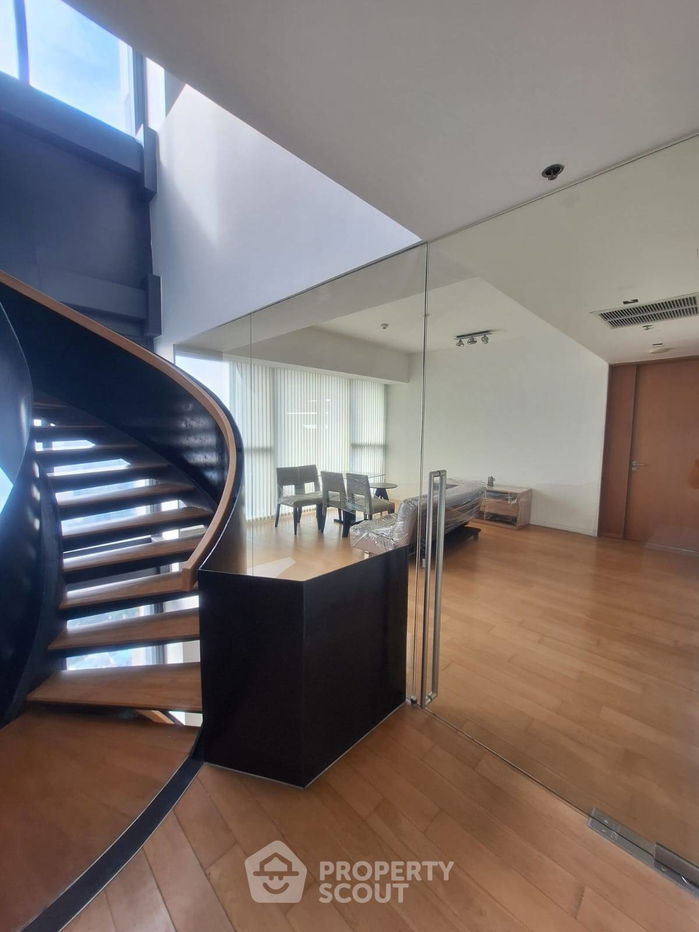 picture 4-BR Condo at The Met Sathorn near BTS Chong Nonsi (ID 2231441) - 3/10