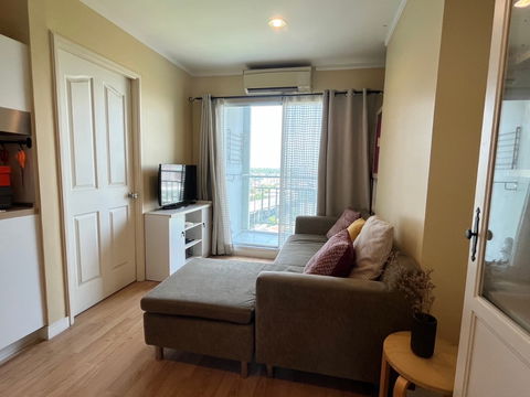✨ Condo for Sale — Fully Furnished, Great Location Near Pink MRT Line ✨ Lumpini Ville Chaengwattana–Pakkret (Five Corners Intersection)