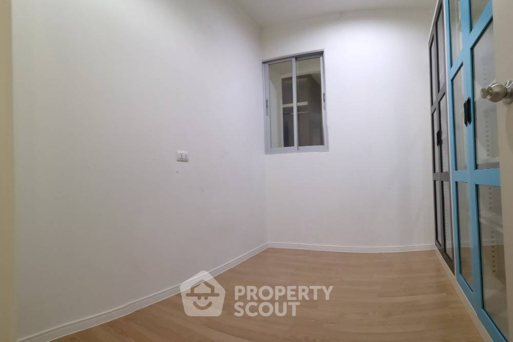 picture 2-BR Condo at Lumpini Ville Sukhumvit 109-Bearing near BTS Bearing (ID 834782) - 16/16