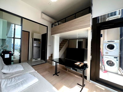 คอนโดให้เช่า : ด่วน ให้เช่า คอนโด ชีวาทัย MRT พระราม 9 เฟอร์นิเจอร์ครบ พร้อมย้ายเข้าอยู่ 