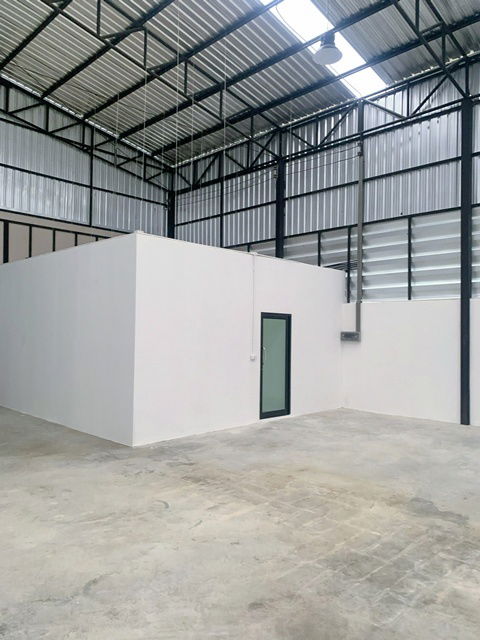 picture Robinson Srisaman 900m. Warehouse for rent with office 250 sq.m.70sq.wa. Dhurakij Pundit University - 4/8