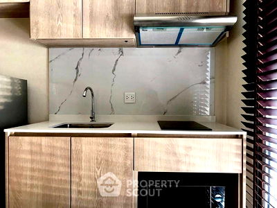 Condos for sale : 1-BR Condo at Ikon Sukhumvit 77 near BTS On Nut (ID 2140769)