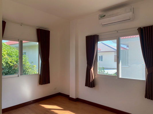 picture FOR RENT CASA VILLE RATCHAPHRUEK - CHAENGWATTANA / 3 bedrooms 3 bathrooms / 60 Sqw. 180 Sqm. **32,000** CLOSE TO ROBINSON LIFESTYLE RATCHAPHRUEK - 10/13