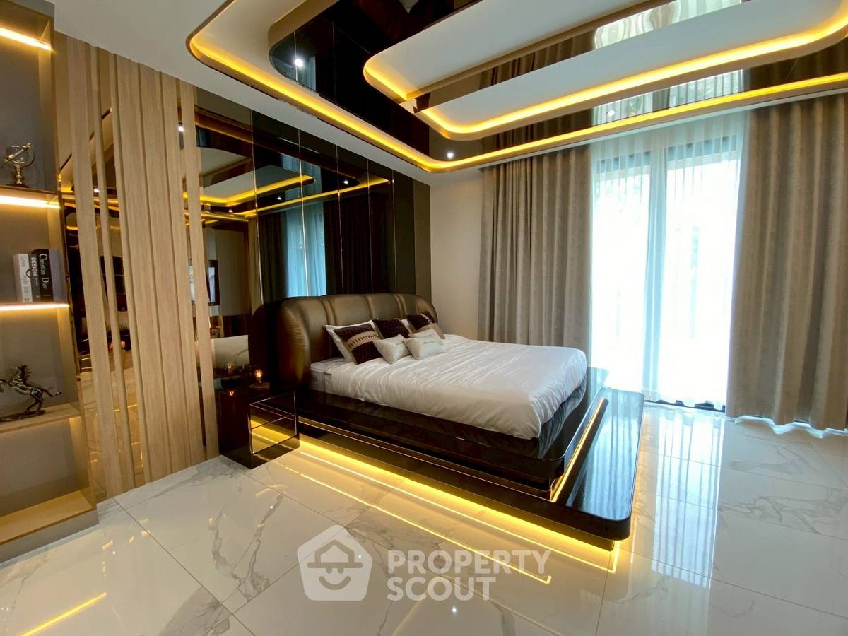 picture 5-BR Villa close to Pattaya (ID 2182145) - 29/40