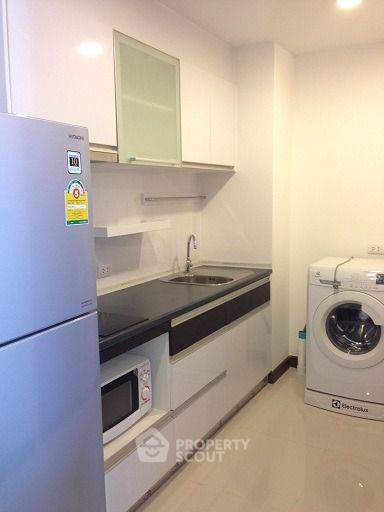 picture 1-BR Condo at Supalai Prima Riva Rama 3 - Narathiwas in Chong Nonsi (ID 9763) - 2/10