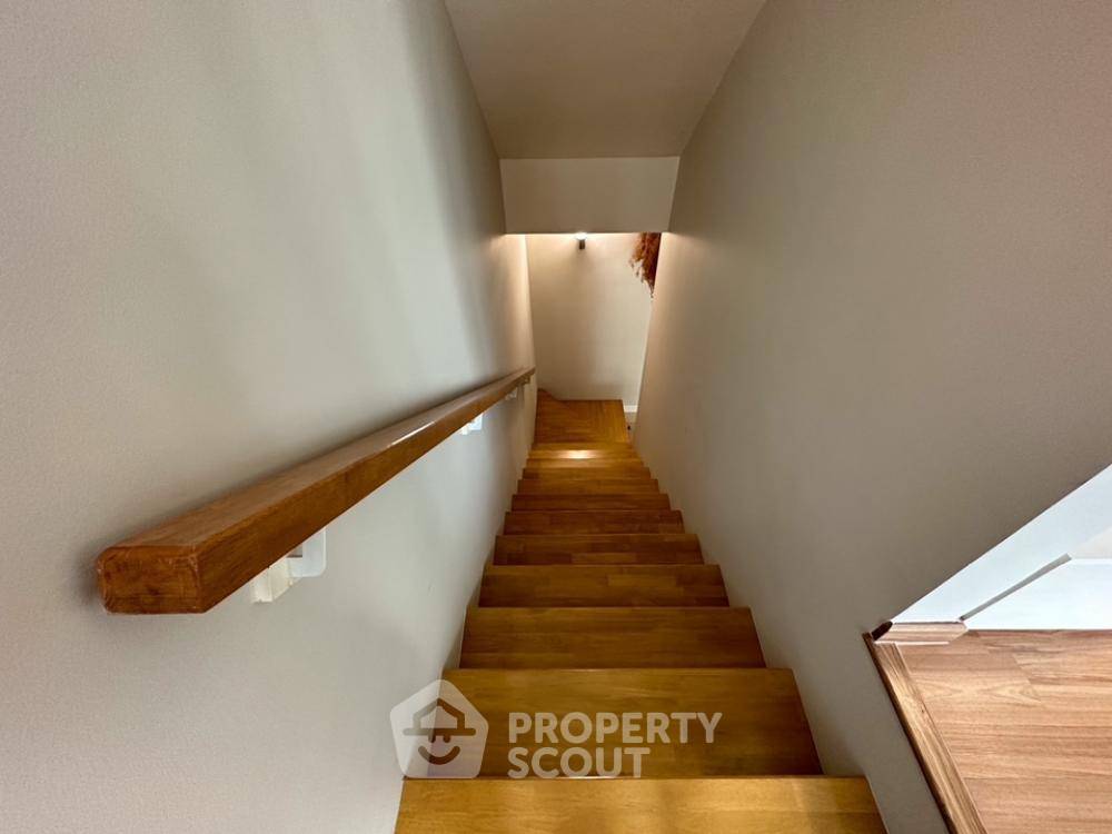 picture 3-BR Townhouse in Taling Chan (ID 1706061) - 43/71