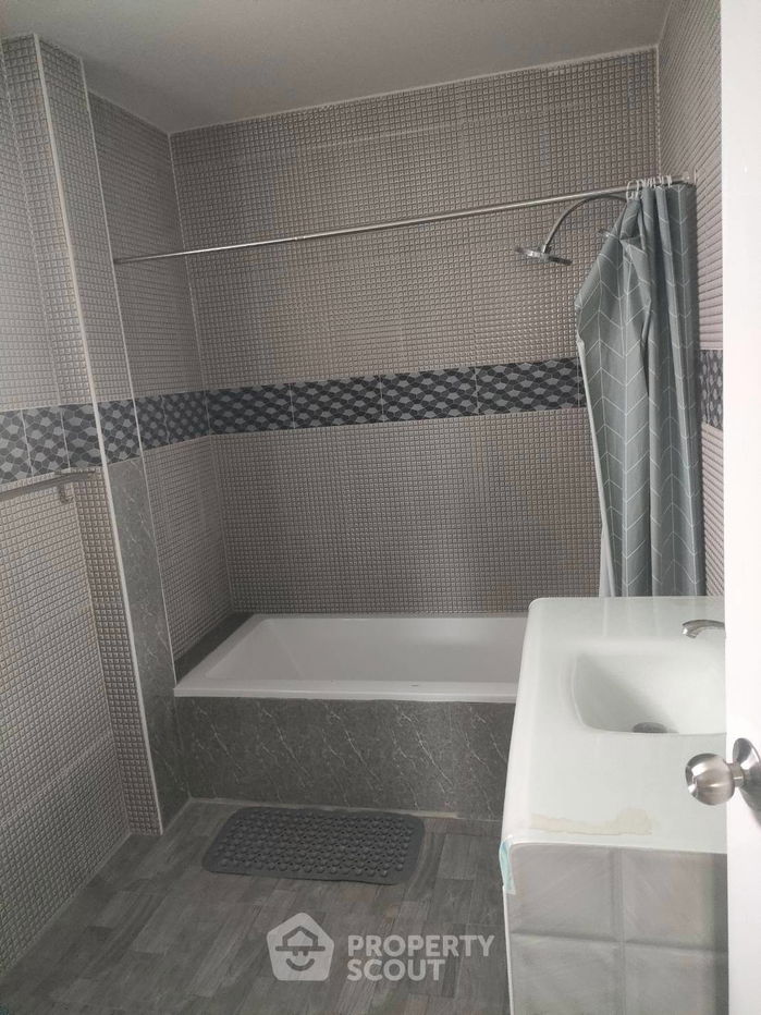 รูป บ้าน 3-ห้องนอน ใกล้ เมืองพัทยา (ID 1511599) - รูปที่ 24/28