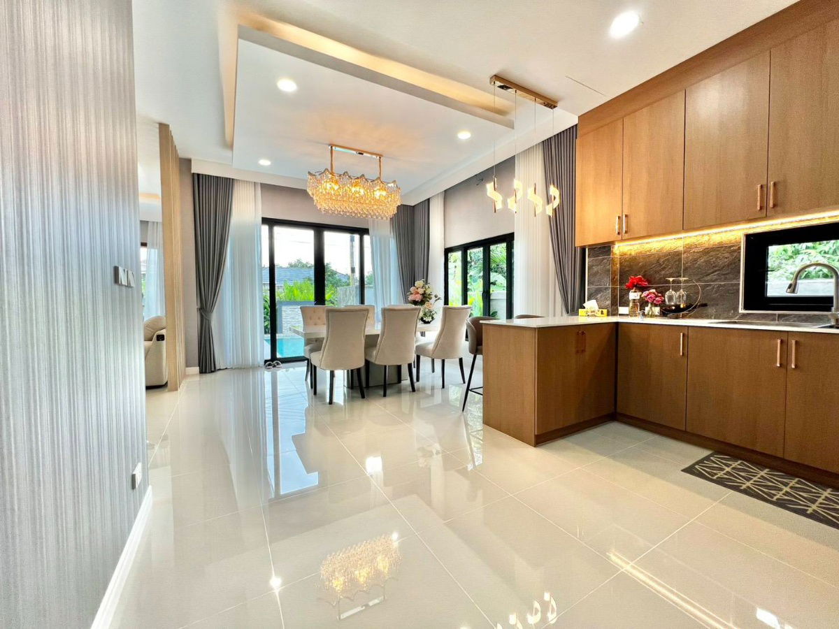 รูป บ้านใหม่พูลวิลล่าสไตล์โมเดิร์นลักซ์ชูรี   รับเงื่อนไขผ่อนตรง  - รูปที่ 4/44