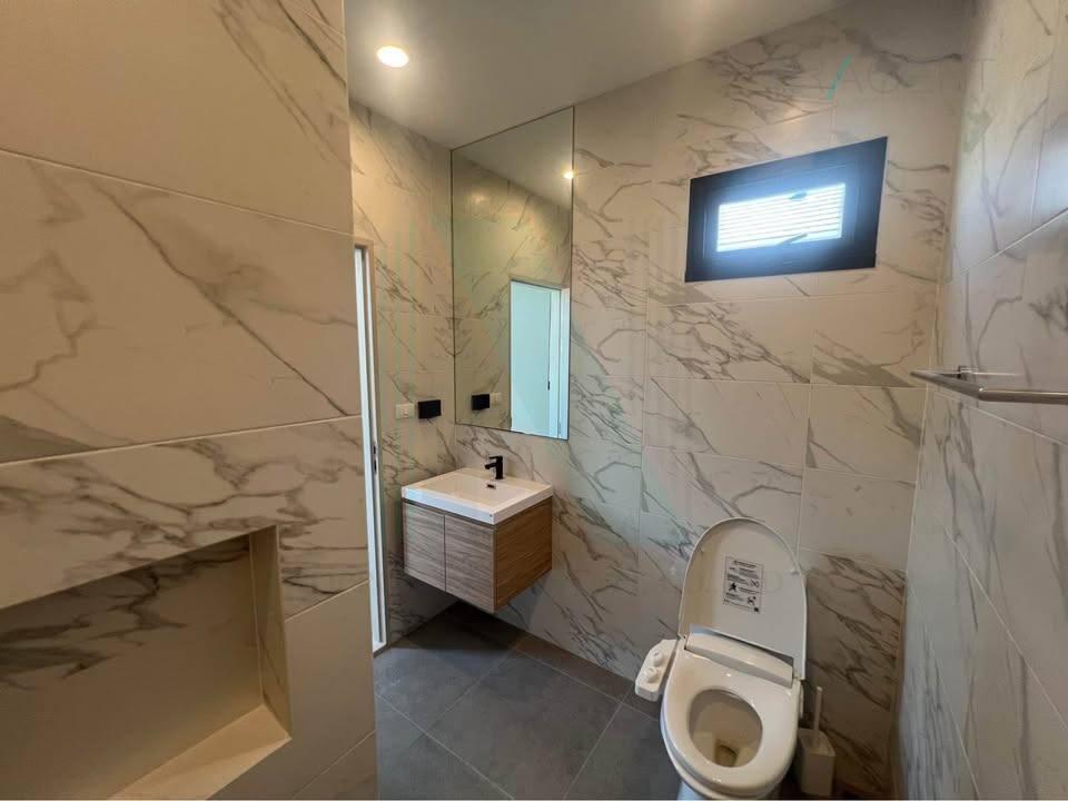 picture 🎉 For Sell Twin house NOBLE GABLE WATCHARAPOL 2-story 3 bedroom 3 bathroom - 6/8