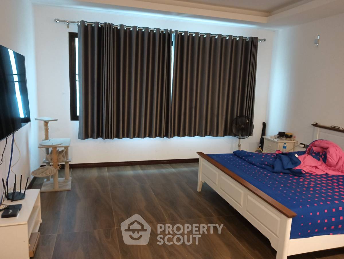 picture 4-BR House close to Baan Krood Beach (ID 1508062) - 9/24