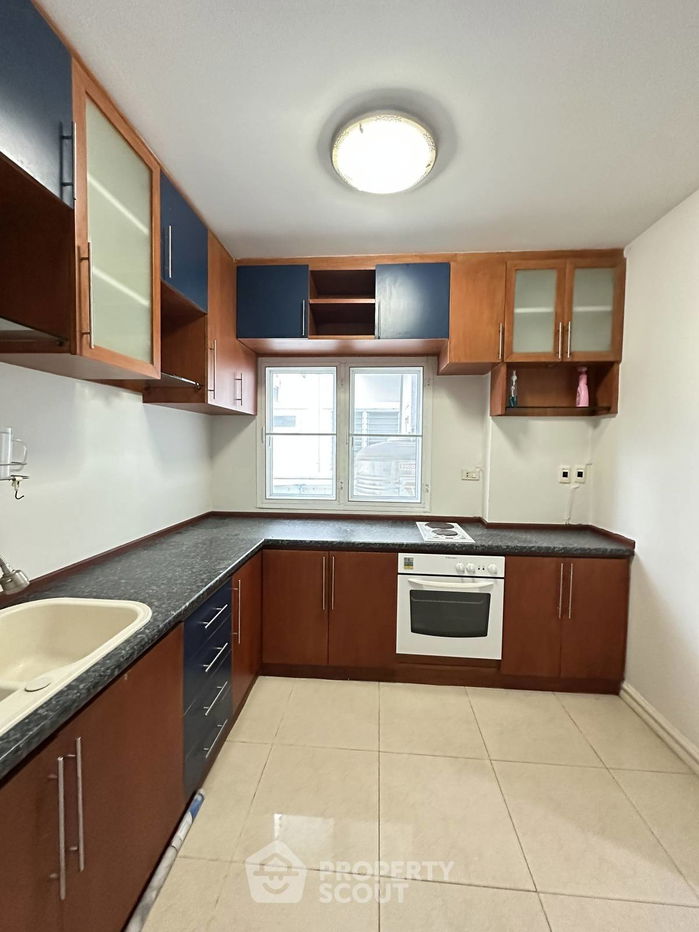 picture 3-BR House at Perfect Place Ramkhamhaeng 164 in Min Buri (ID 2233015) - 3/8