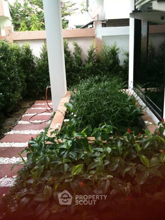 picture 4-BR House near MRT Yaek Tiwanon (ID 2094587) - 12/13