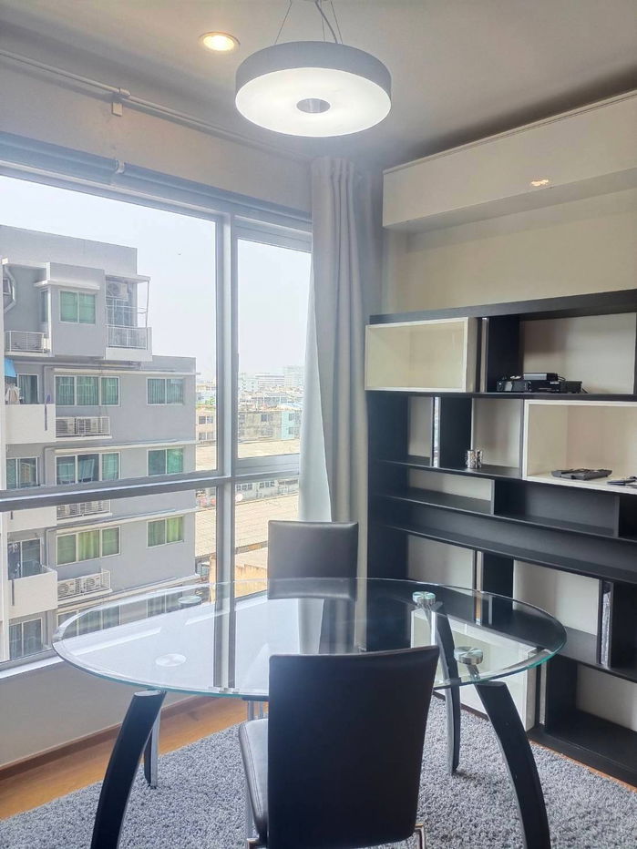 รูป ขายด่วน  HIVE TAKSIN (ไฮฟ์ ตากสิน) ขนาดห้อง 30.41 ตร.ม. 1ห้องนอน 1ห้องน้ำ 1 ห้องครัว พร้อมอุปกรณ์ตกแต่งทั้งหมด เอาไปเลย! - รูปที่ 3/9