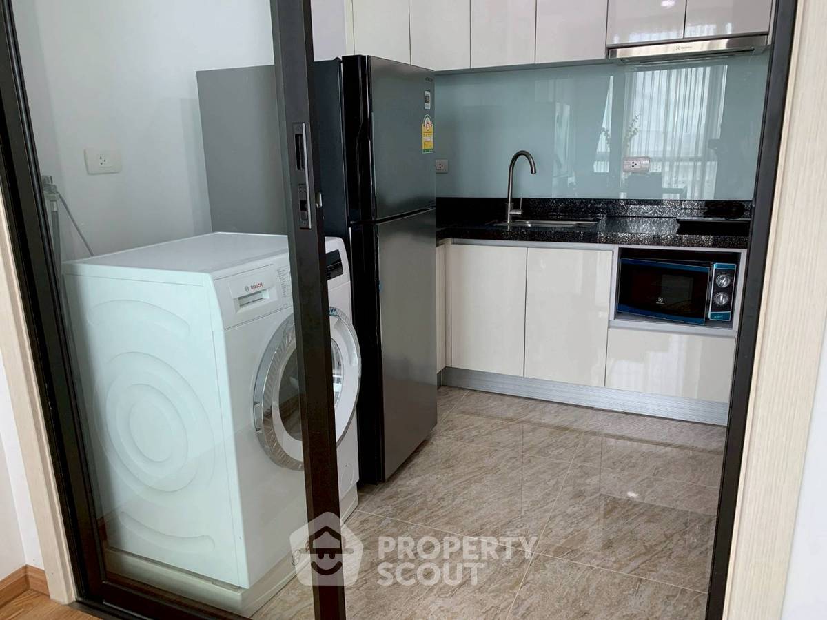 picture 2-BR Condo at JRY Condominium Rama 9 in Bang Kapi (ID 2235684) - 7/19