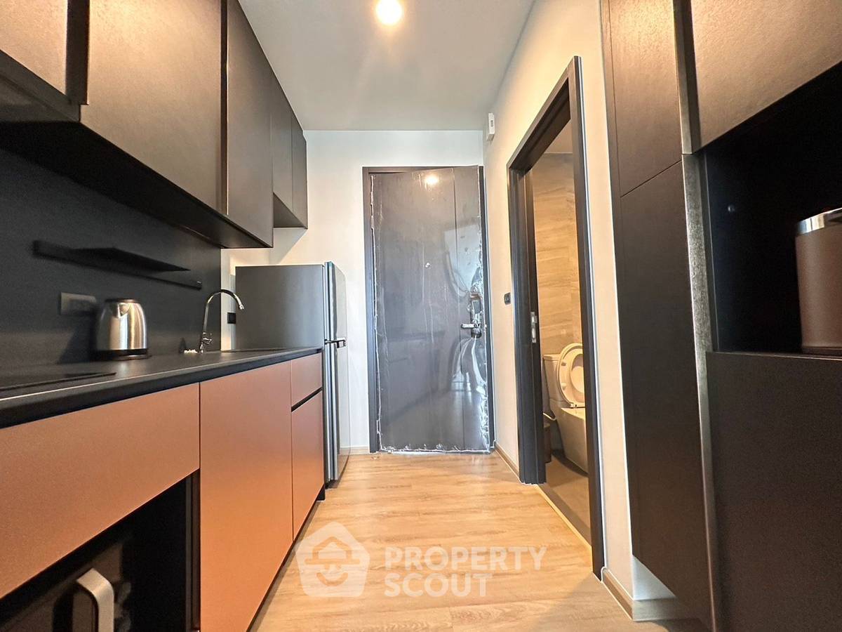 picture Studio Condo at Edge Central Pattaya close to Central Festival Pattaya (ID 2232452) - 2/10