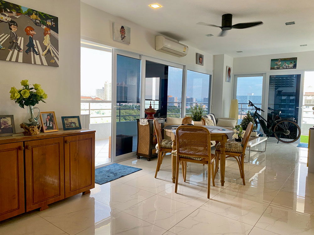 picture 2 Bedrooms Condominium @ View Talay 3 - 30/33
