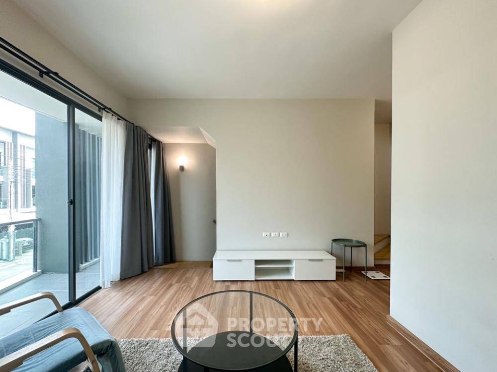 picture 3-BR Townhouse in Taling Chan (ID 1706061) - 18/71