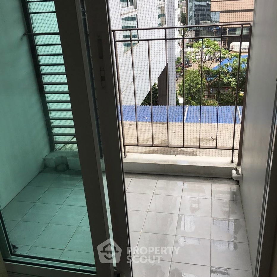 picture 1-BR Condo at Diamond Ratchada near MRT Huai Khwang (ID 371835) - 9/10