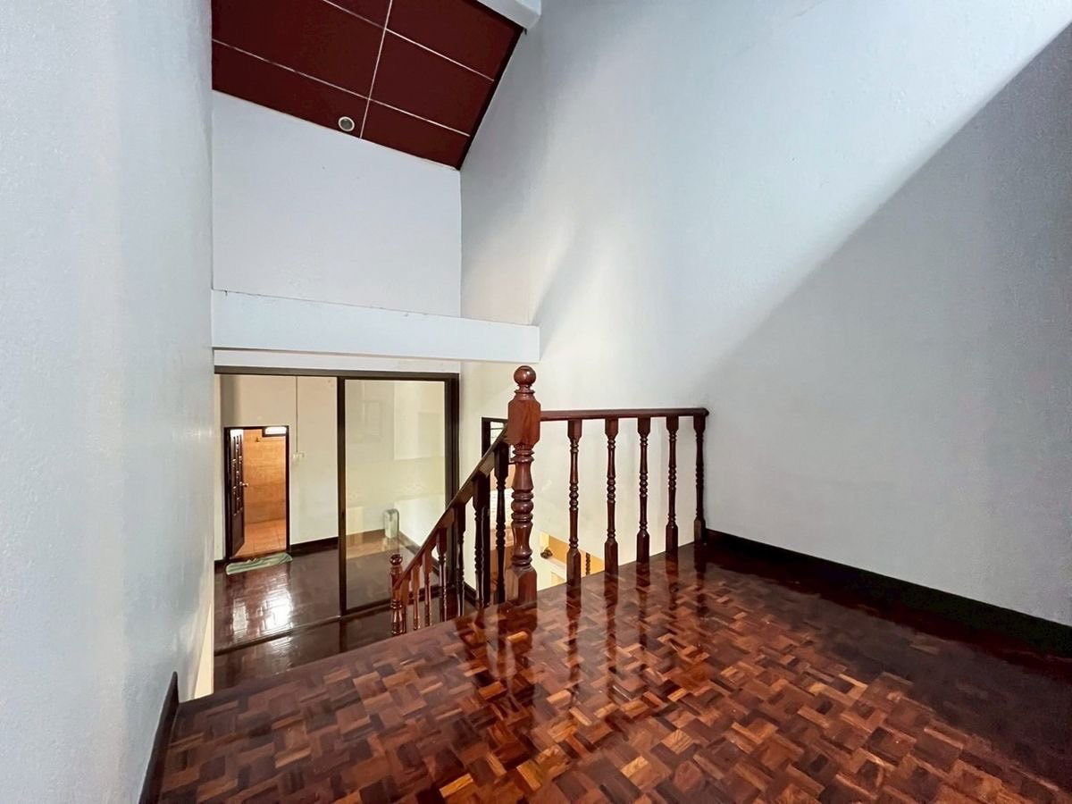 รูป บ้านเดี่ยวสไตล์ดั้งเดิม พร้อมสวน | ใจกลางรัชโยธิน | 99 ตร.วา | ใกล้ BTS แค่ 800 ม. - รูปที่ 14/24