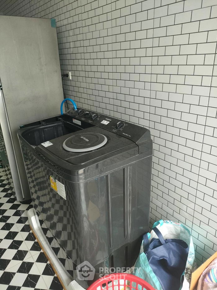 รูป บ้าน 3-ห้องนอน ใกล้ เมืองพัทยา (ID 1511599) - รูปที่ 6/28