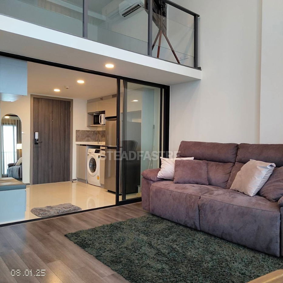 picture  For Rent: KnightsBridge Space Rama 9 – Corner Duplex Unit   💸 35,500 THB/month 🚈🌳  🌟 44 sq.m. | 16th Floor - 3/7