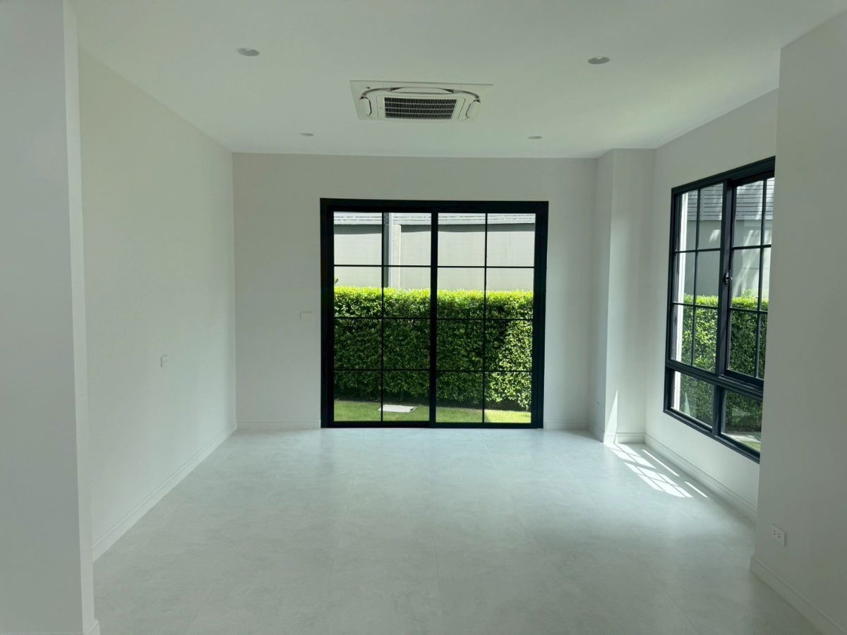 picture 🍃 Prime Location Single House Facing the Central Garden — 330 sq.m. Narinsiri Krungthep Kreetha - 3/18