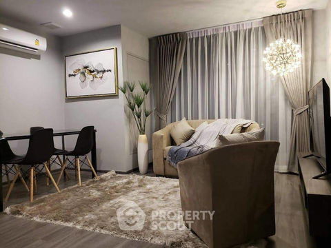 2-BR Condo at Ideo Mobi Sukhumvit 40 near BTS Ekkamai (ID 1502412)