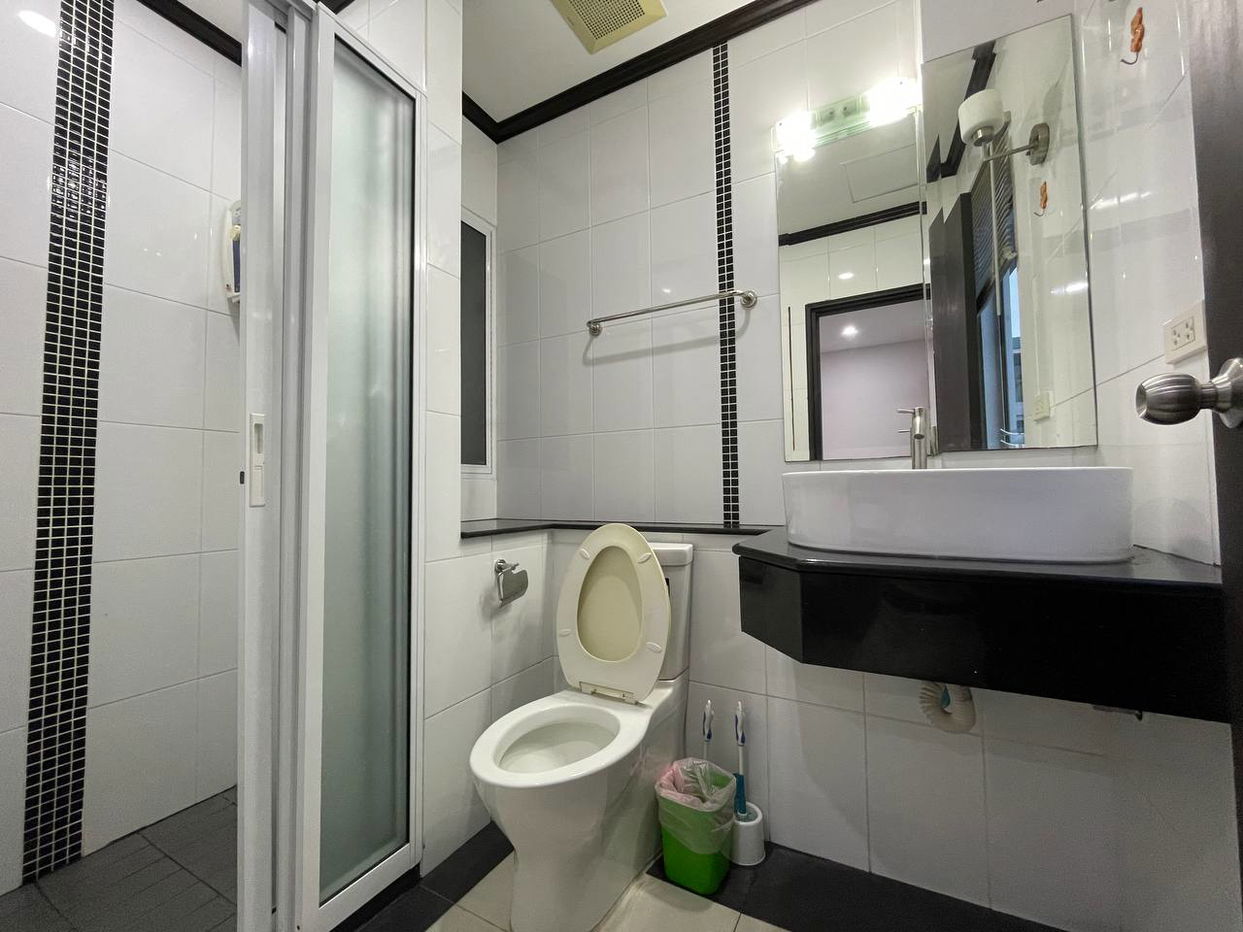 picture 2 Bedrooms Condominium @ Siam Oriental Twins - 12/27