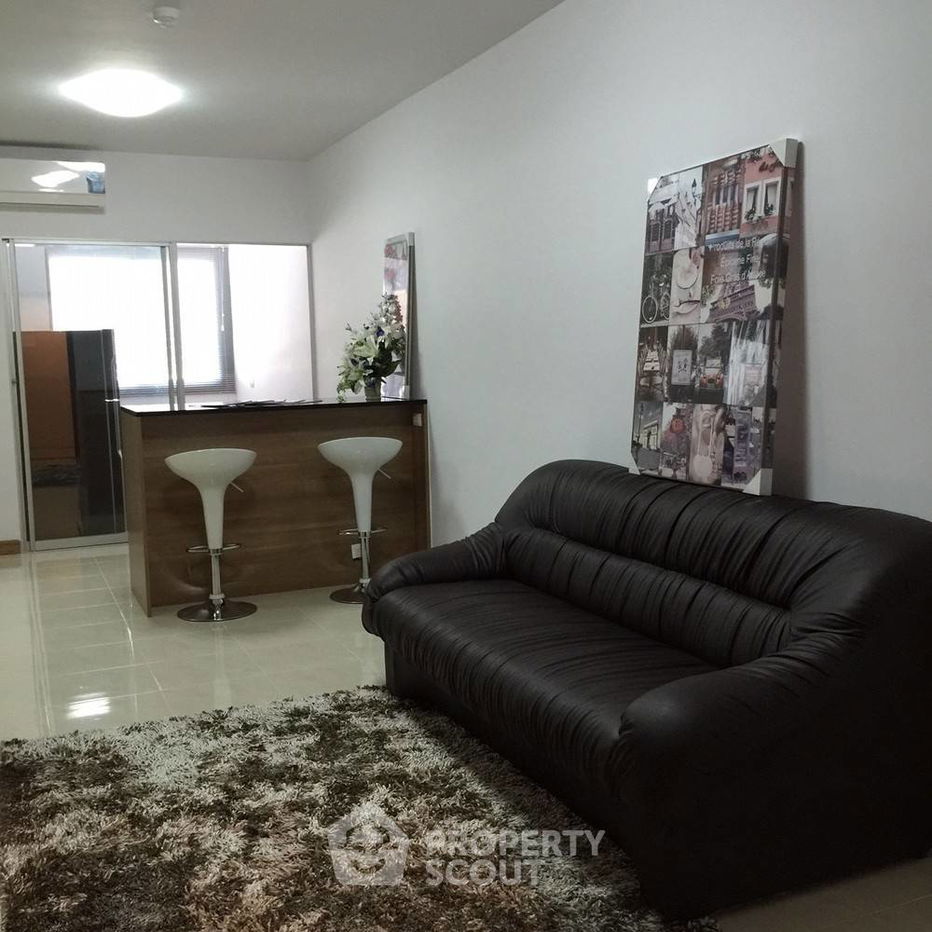 picture 1-BR Condo at Supalai Park Ekamai - Thonglor near ARL Ramkhamhaeng (ID 302940) - 1/5
