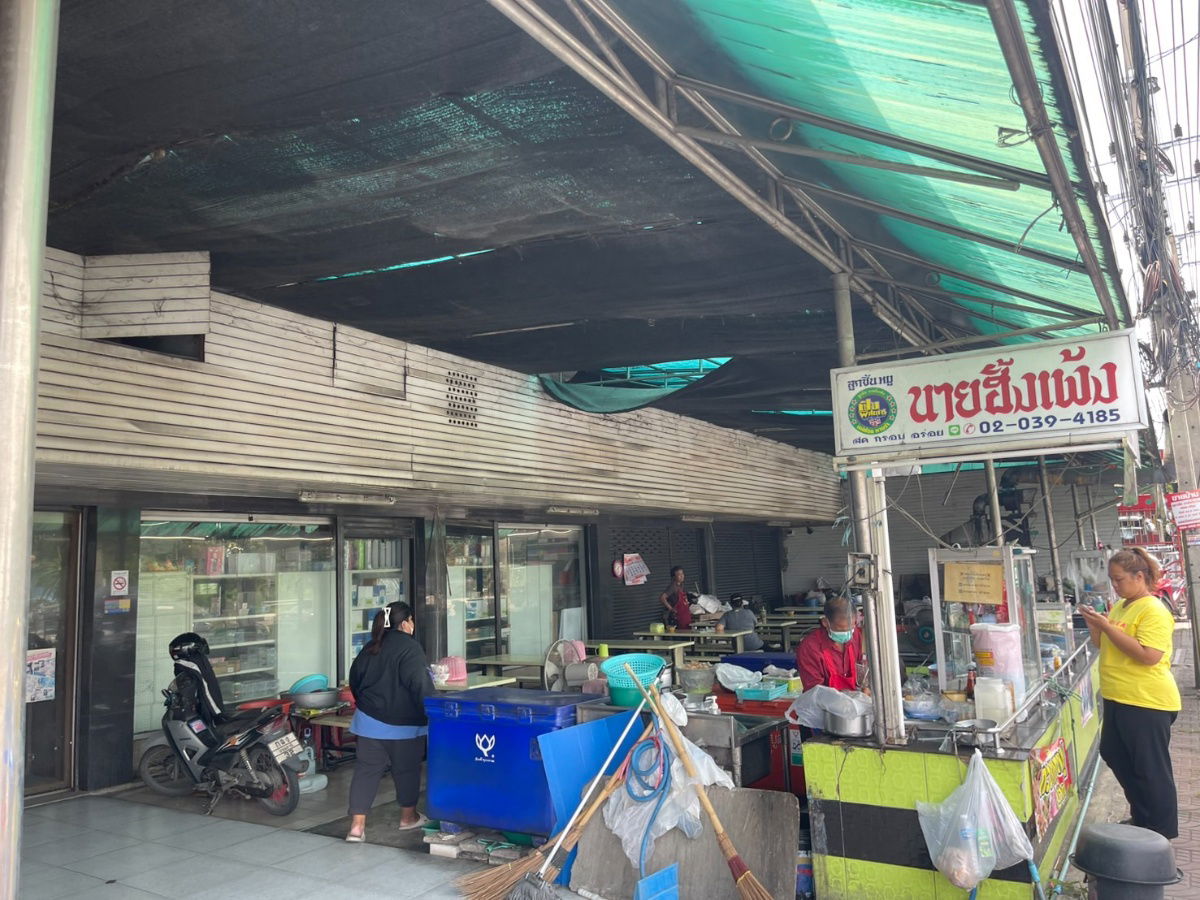 รูป ให้เช่าอาคารพาณิชย์ 5 คูหา 4ชั้น  ต บางเดื่อ อ เมืองปทุมธานี เนื้อที่  115 ตรว  ติดถนนใหญ่ ติดกับไทวัสดุ เซเว่น CJ MORE ทำเลดีสุดๆ - รูปที่ 6/22