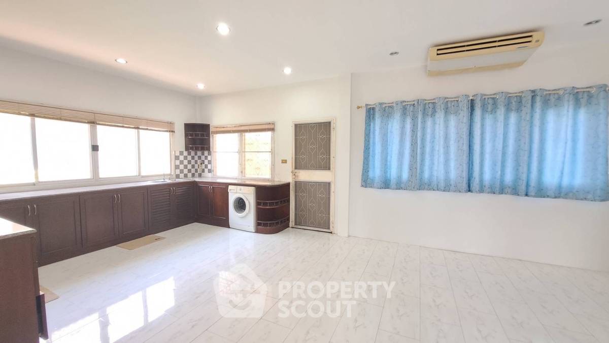 picture 3-BR House close to Hua Hin City (ID 2233911) - 19/23