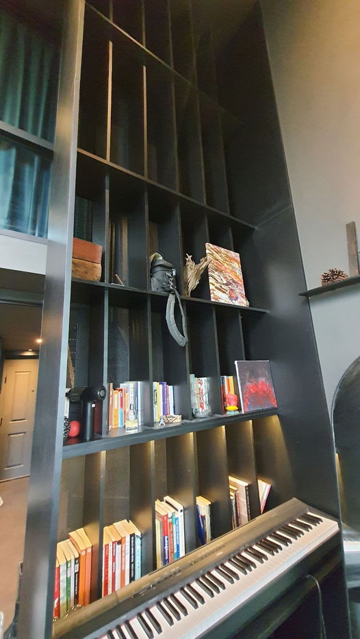 รูป ขายคอนโด มือสอง ห้อง Duplex (ตกแต่งเกือบล้าน) (Blak mens style decoration) ขายขาดทุน ฟรีโอน ห้องมุม คอนโด ละติจูด ใกล้ม.เอแบค บางนา - รูปที่ 18/31