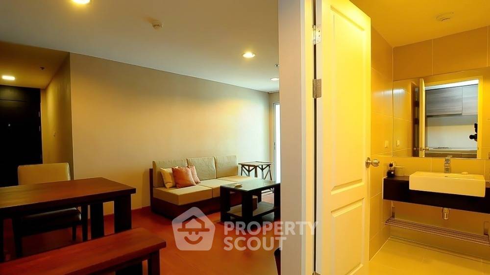 picture 1-BR Condo at Belle Grand Rama 9 near MRT Phra Ram 9 (ID 1072327) - 4/11