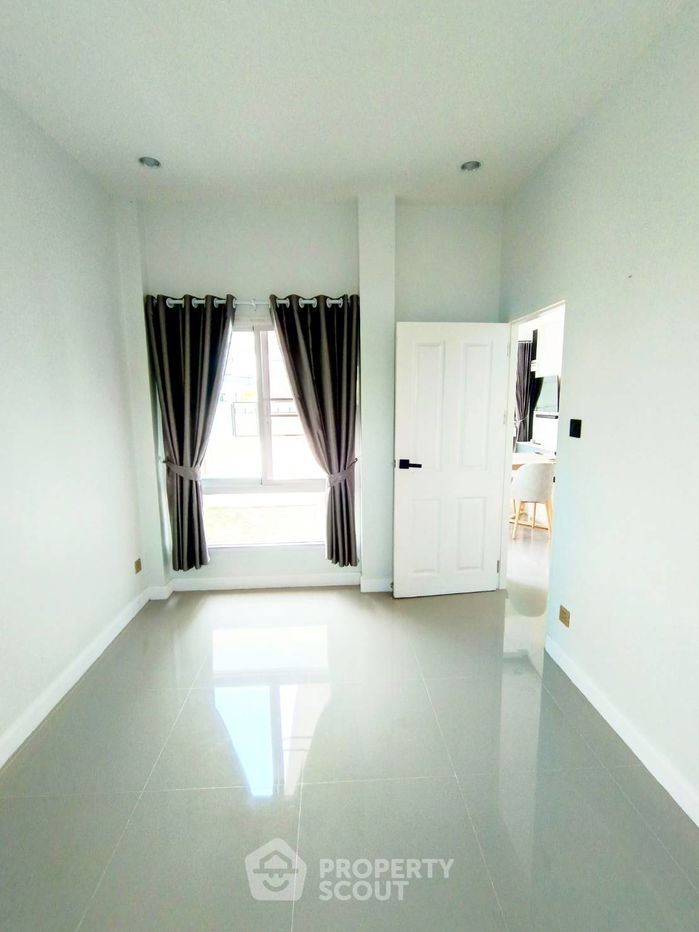 picture 3-BR House close to The Venezia (ID 2100712) - 10/10