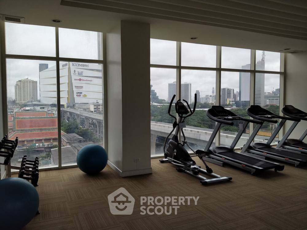 picture 1-BR Condo at The Light House Sathorn–Chareonnakorn near BTS Krung Thon Buri (ID 300150) - 1/12